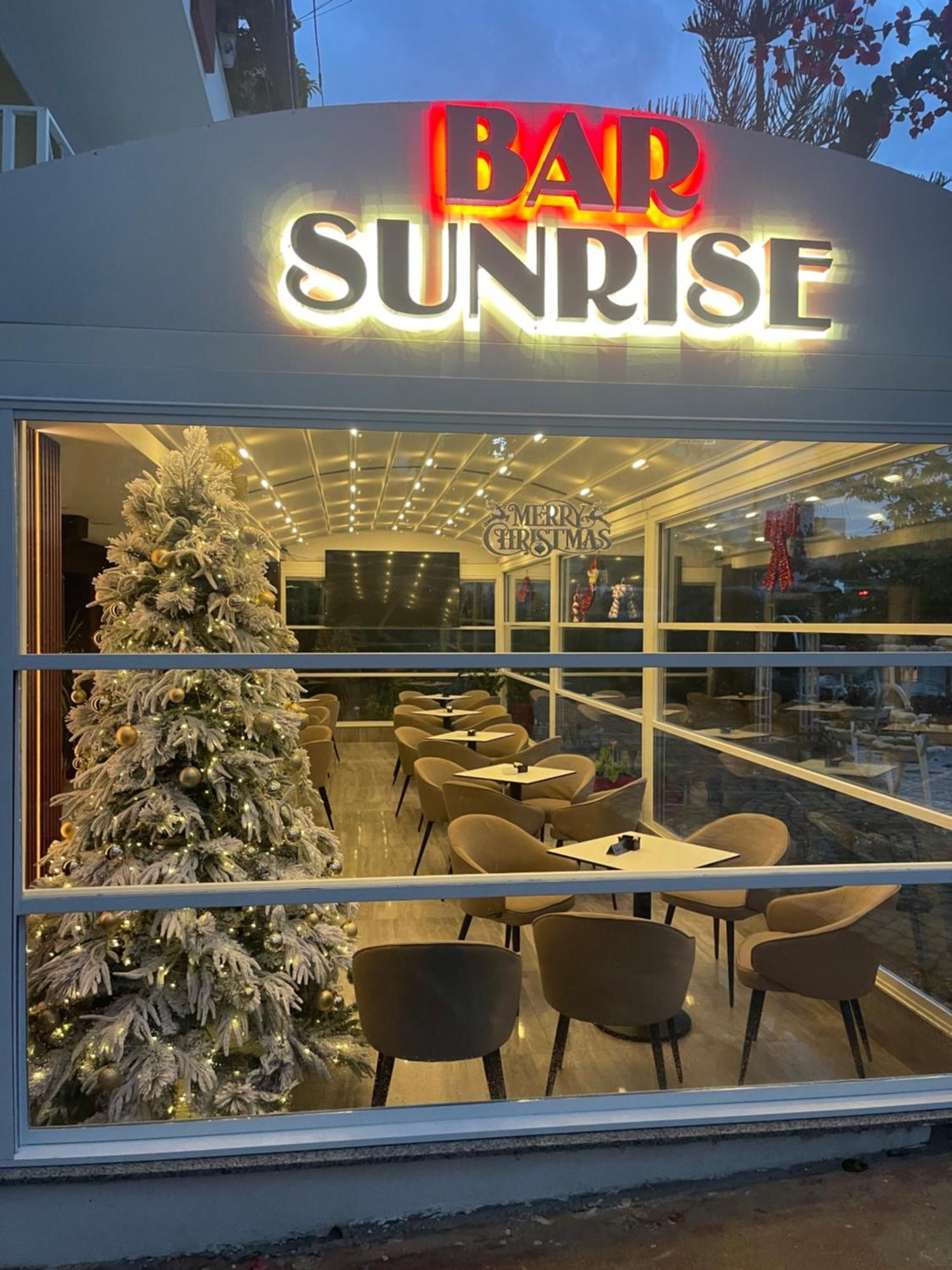 Sunrise Luxury Apartments Sarandë Exterior foto